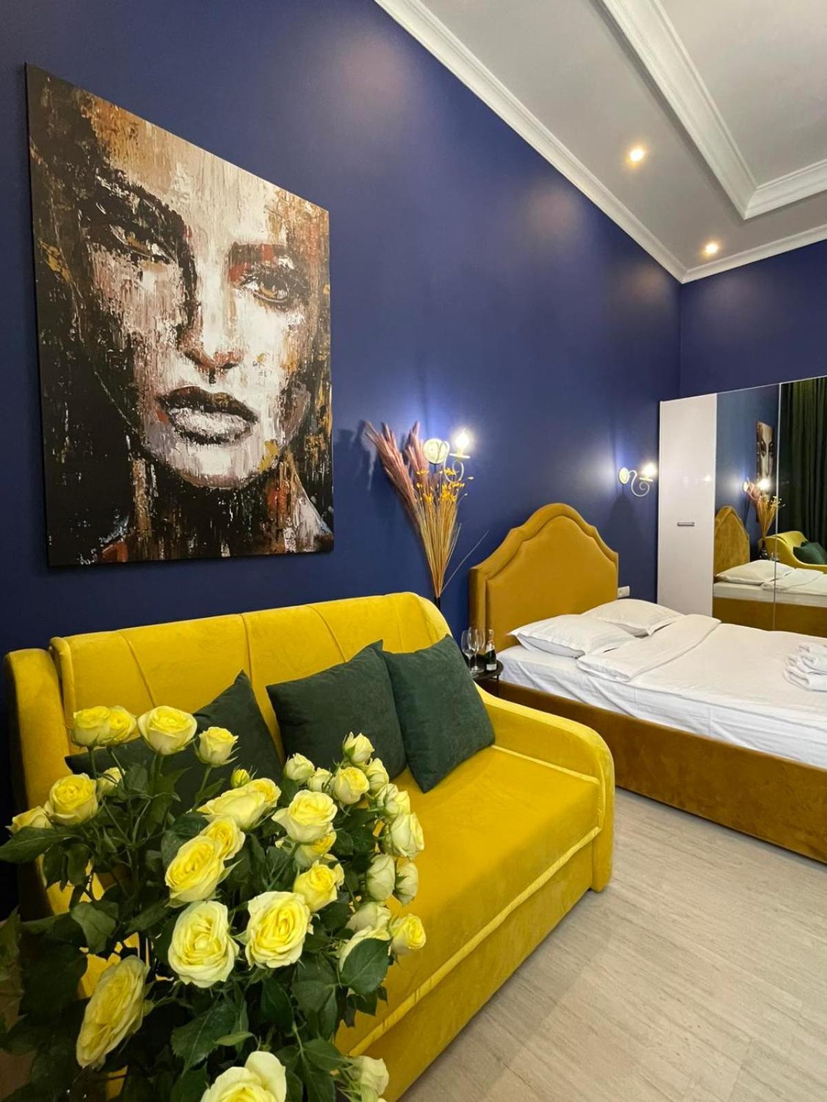 Royal Apartment On Slovatskogo 8 Lviv Kültér fotó